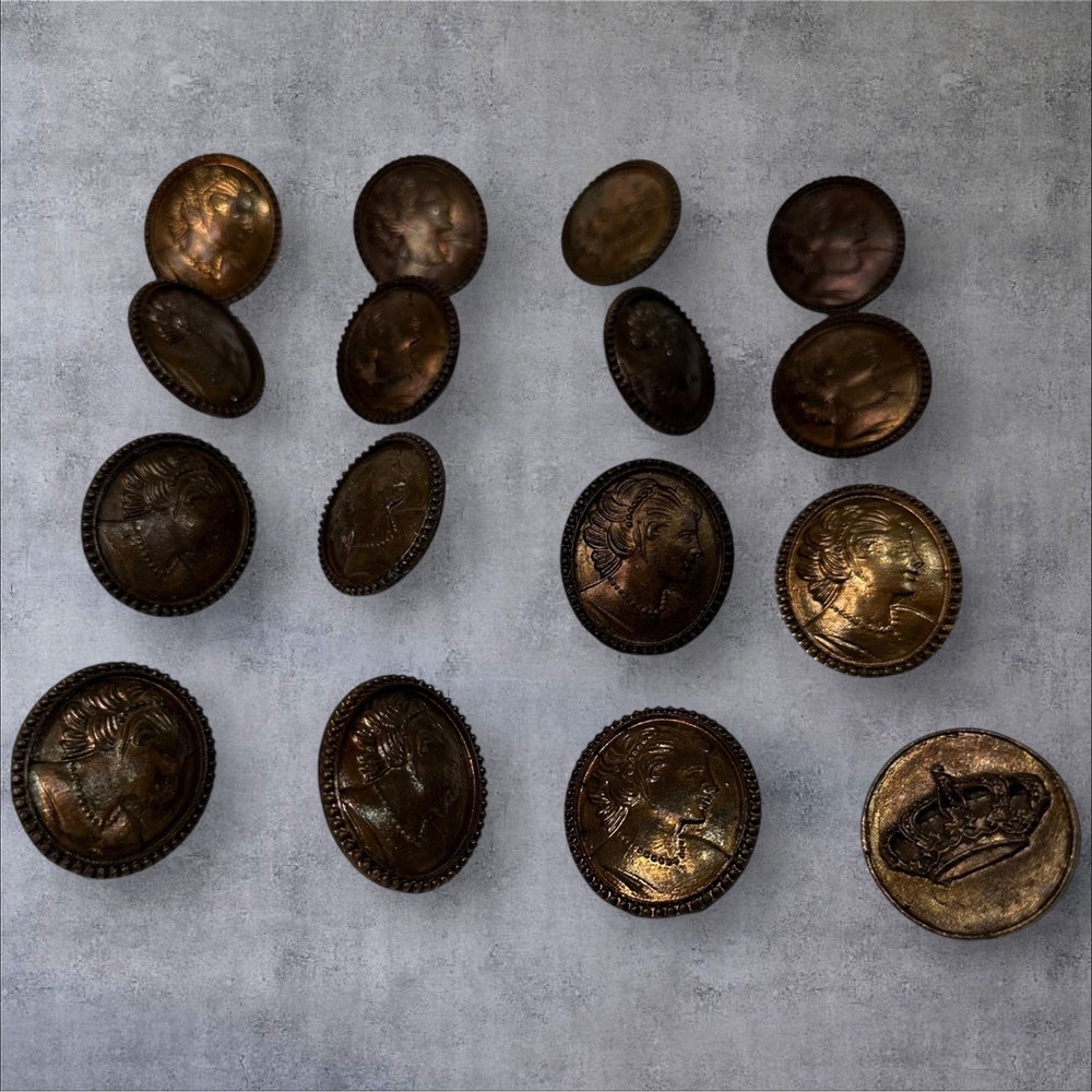 16 Antique Bronze Relief Cameo Brooches – 15 3D Woman Bust/1 Crown‎